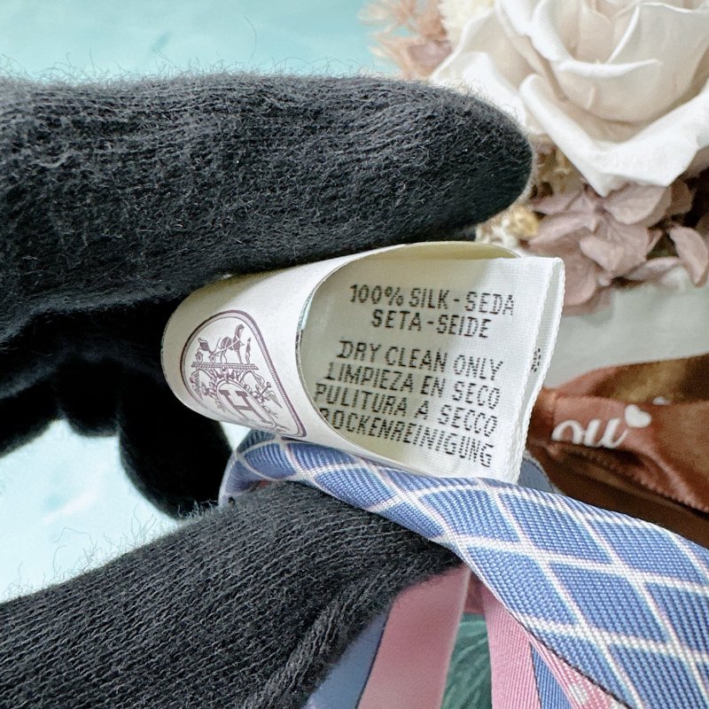 HERMES 全新Twilly大劇院絲巾-5