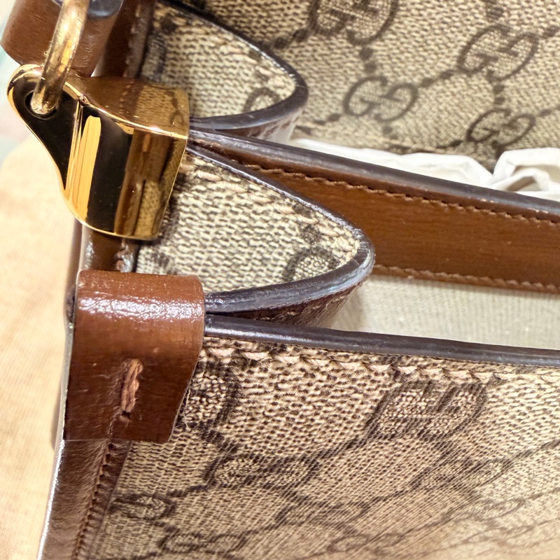 Gucci interlocking pvc斜背包-23