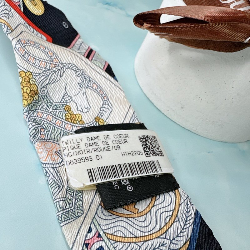 HERMES 全新Twilly撲克水鑽絲巾-4