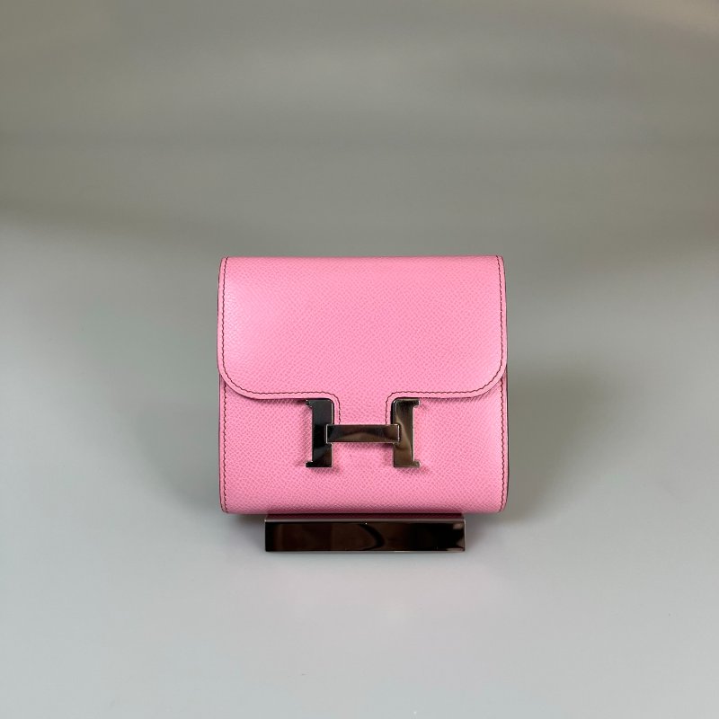 HERMES □M刻 櫻花粉銀扣康康短夾-0