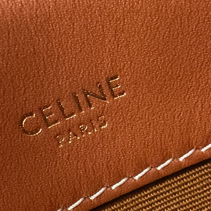 Celine 老花花苞造型斜背包-1