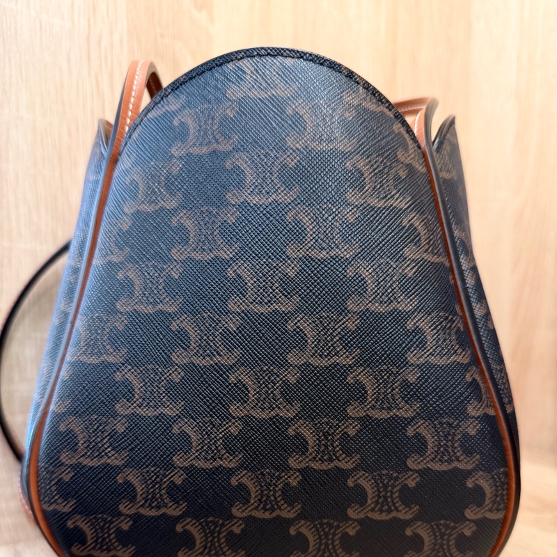Celine 老花花苞造型斜背包-9