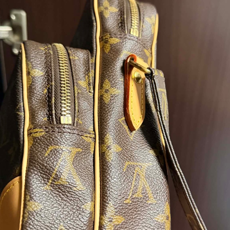 Lv經典老花雙層相機包/男女通用款-5