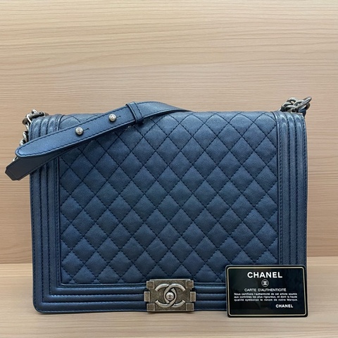 Chanel香奈儿Leboy大號 蓝色銀扣荔枝皮 牛皮菱格纹 2014年‘18開 有卡 有塵袋 無盒子 尺寸底長30*高21*寬8*