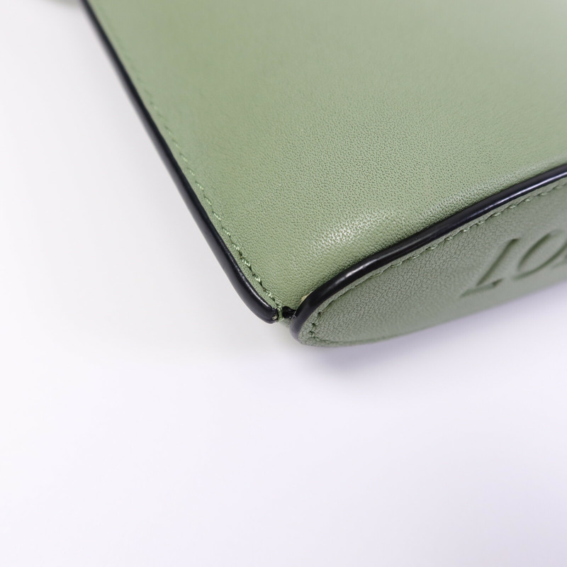 LOEWE 牛皮皮革Dice Pocket In Classic肩背袋-9