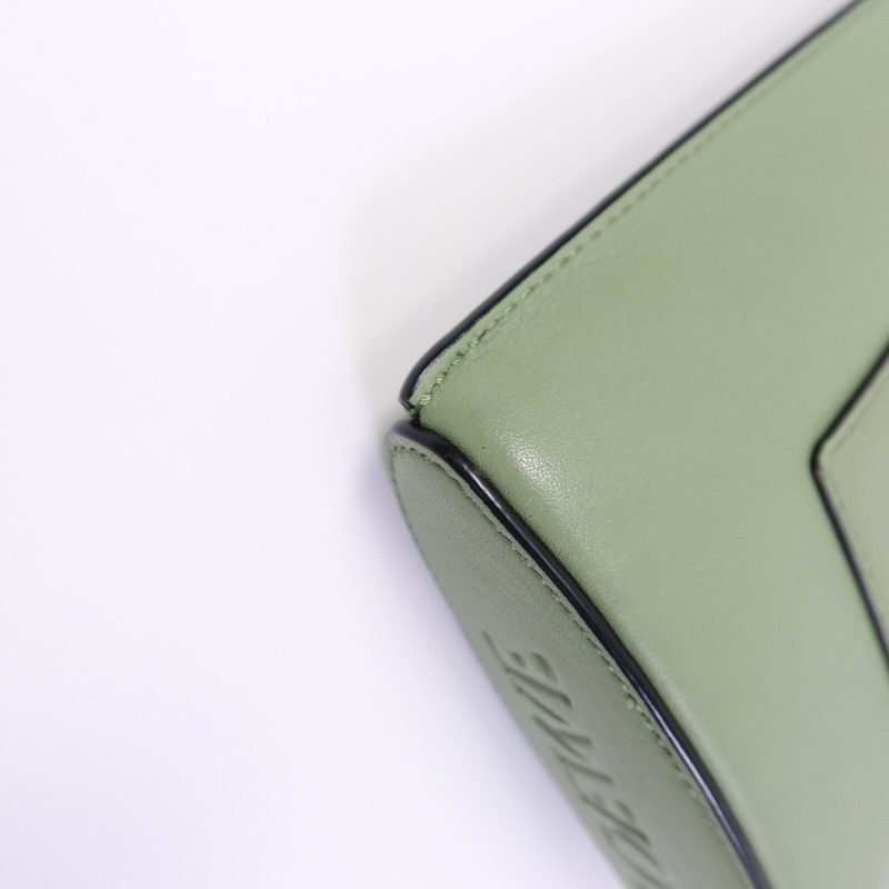 LOEWE 牛皮皮革Dice Pocket In Classic肩背袋-11
