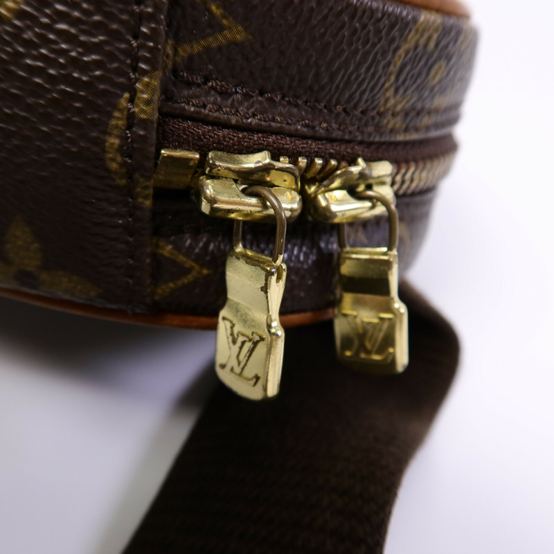 LOUIS VUITTON Monogram Pochette Gange肩背袋-6