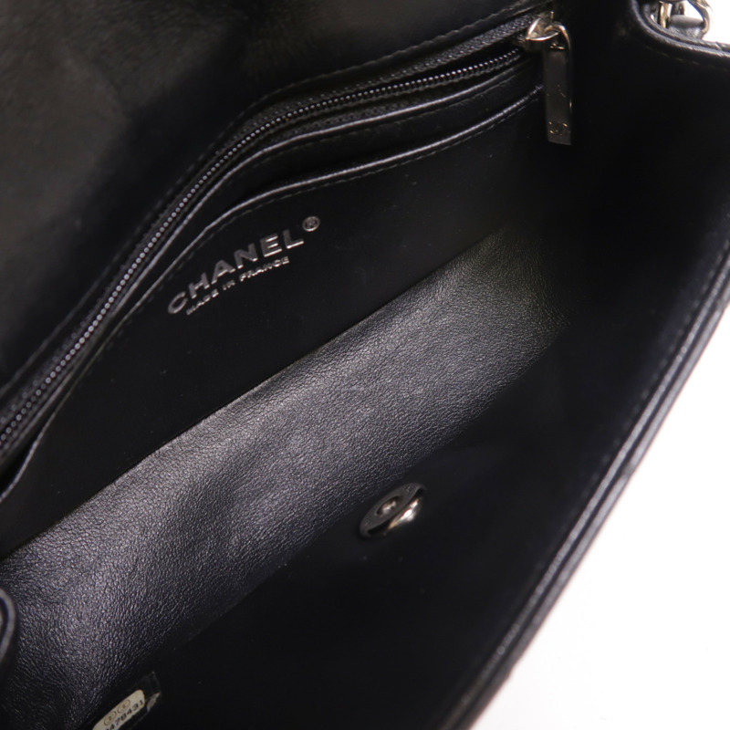 CHANEL 羊皮皮革Mini Classic 20鏈帶肩背袋-4