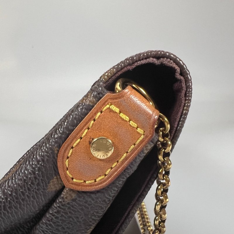 LV M40718  老花FAVORITE鍊條側肩包-8