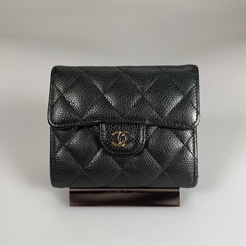 CHANEL CF黑金荔枝三折短夾 保卡款31開