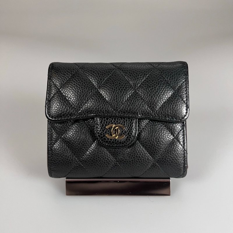 CHANEL CF黑金荔枝三折短夾 保卡款31開-0
