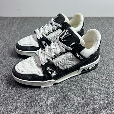 Louis Vuitton 路易威登 LV 黑白牛仔 Trainer 休閒鞋 尺碼：40碼 6碼 成色：98新