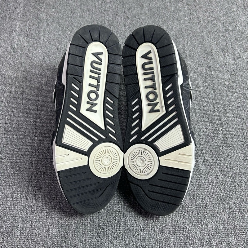 Louis Vuitton 路易威登 LV 黑白牛仔 Trainer 休閒鞋 尺碼：40碼 6碼 成色：98新-7