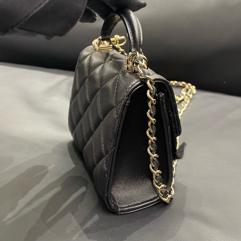 CHANEL/香奈兒 芯片款 菱格皮穿鏈 亮面翻蓋 小羊皮 黑金色單肩斜挎鏈條包 尺寸：12.5*9.5*3.5cm 附件：防塵袋、-3