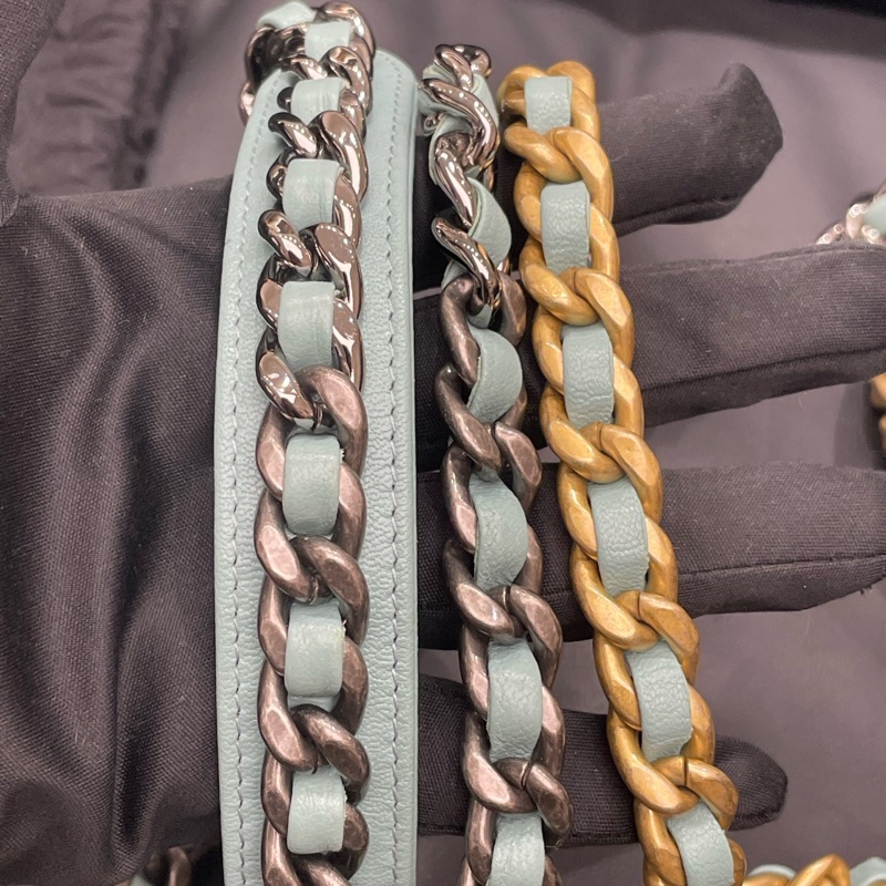 CHANEL/香奈兒19bag鴛鴦鏈條菱格紋 小羊皮圓餅包 尺寸：12*7*12 年份：29開 附件：防塵袋 保卡-7
