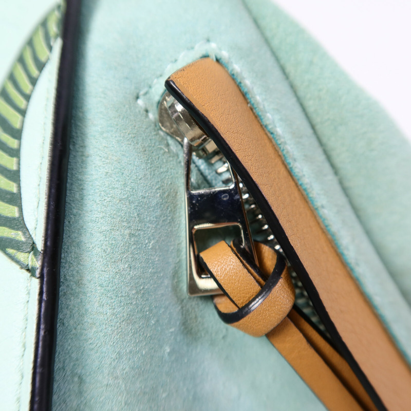 LOEWE 牛皮皮革Hammock Loewe x Ken Price肩背袋-13