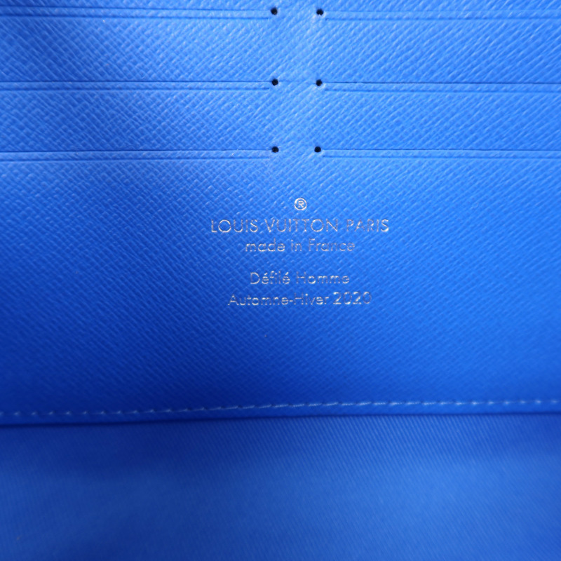 LOUIS VUITTON Monogram Clouds Soft Trunk Wallet銀扣肩背袋-5