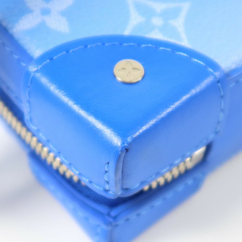 LOUIS VUITTON Monogram Clouds Soft Trunk Wallet銀扣肩背袋-12