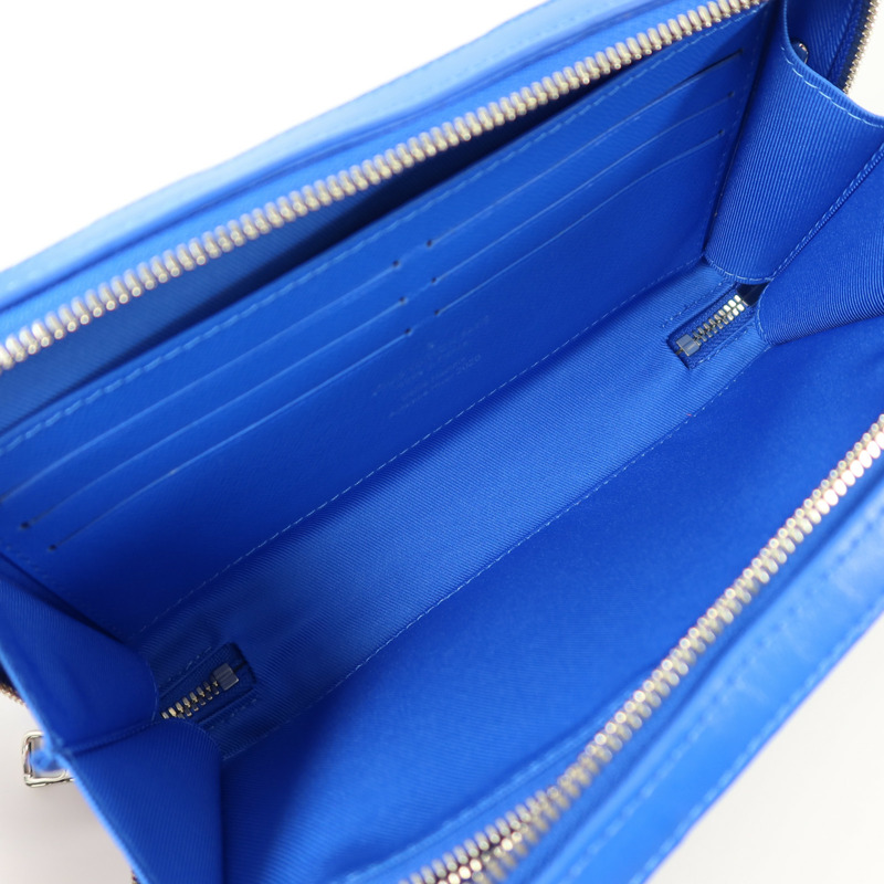 LOUIS VUITTON Monogram Clouds Soft Trunk Wallet銀扣肩背袋-4