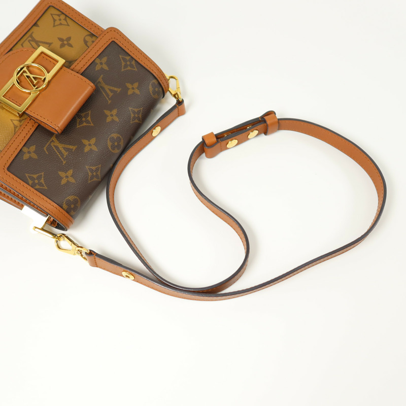 LOUIS VUITTON Monogram Reverse Mini Dauphine肩背袋-7