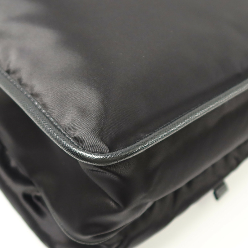 PRADA 尼龍Messenger Bag銀扣肩背袋-11
