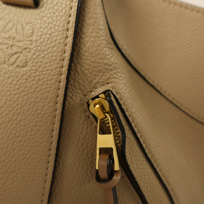 LOEWE 牛皮皮革 Hammock金扣手挽肩背兩用袋-14