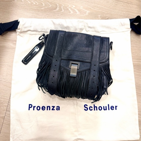 PS1 Mini 🔥 Proenza Schouler 最熱門黑色經典流蘇款🖤手提肩背斜背包書包迷你款