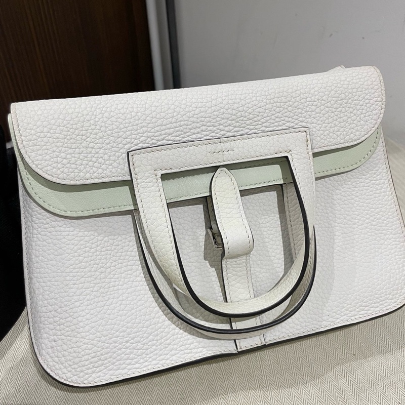 Hermes/愛馬仕  Halzan 25  尺寸24*17*6  新白色內拼氣泡綠超清爽 B刻（2023年） 多種背法-5