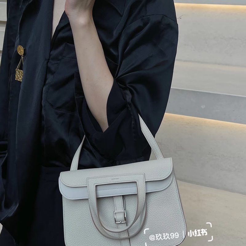 Hermes/愛馬仕  Halzan 25  尺寸24*17*6  新白色內拼氣泡綠超清爽 B刻（2023年） 多種背法-13
