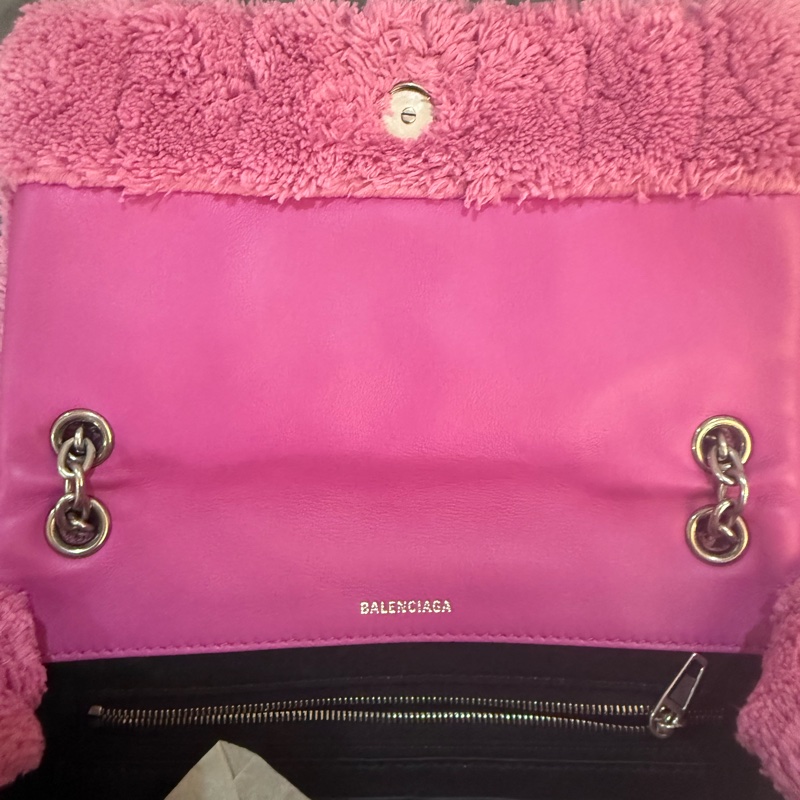 Balenciaga 粉粉可愛 毛巾布BB鏈包 wallet on chain-4