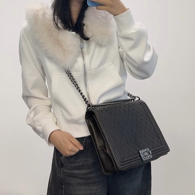 「JL精品代購」香奈兒深棕色銀扣羊皮leboy大號鏈條包-2