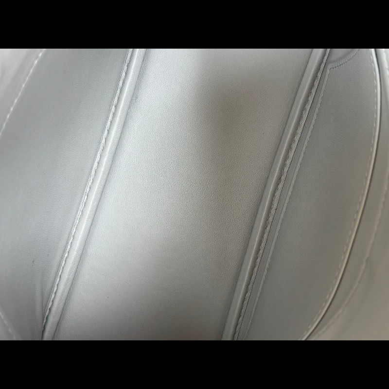 Hermes Bolide 27
冰川藍金扣-5
