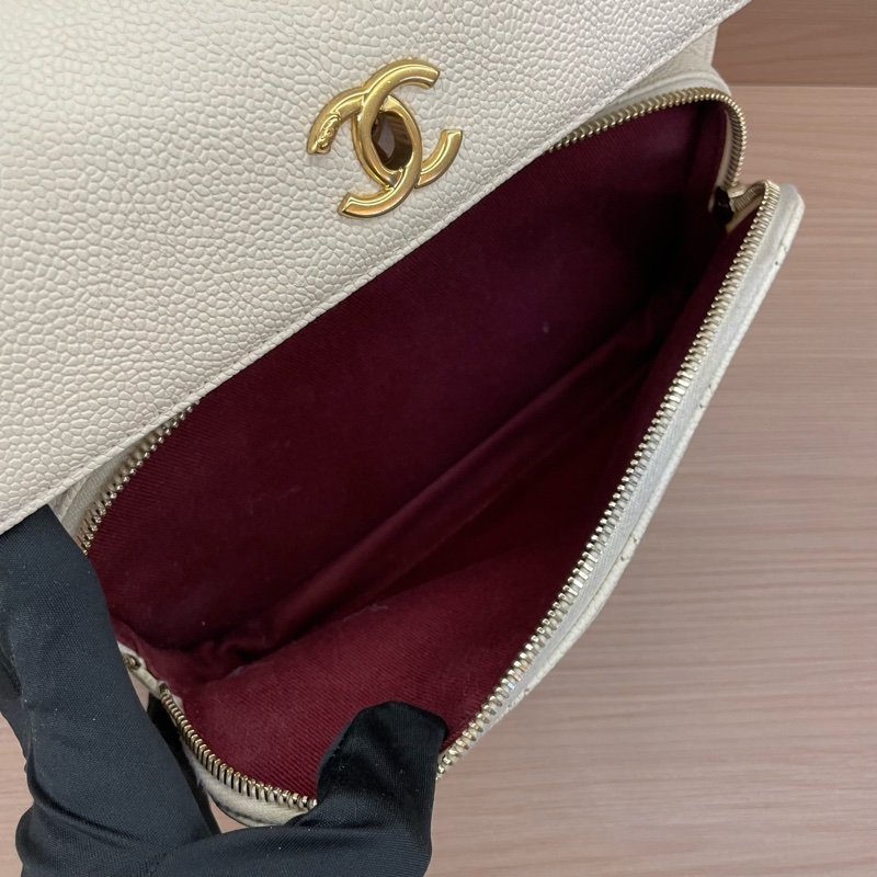 Chanel 荔枝皮 白金 2019年 28開 中號 双口袋相機包 有塵袋 有卡 無盒子-9