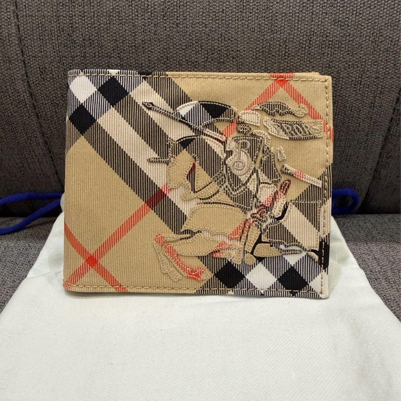💎Han's house精品服飾💎BURBERRY 格紋 刺繡 戰馬 短夾-0