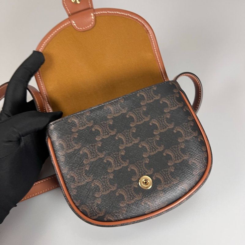 CELINE F.AT.2244 老花BESACE 肩背包 MINI-5