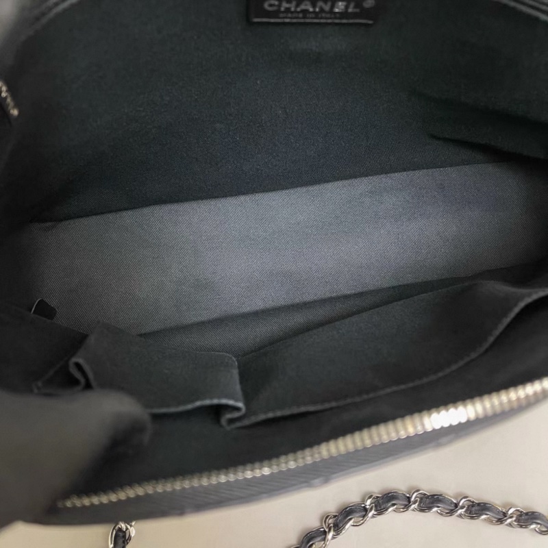 Chanel香奈兒 黑銀牛皮菱格單肩包-5