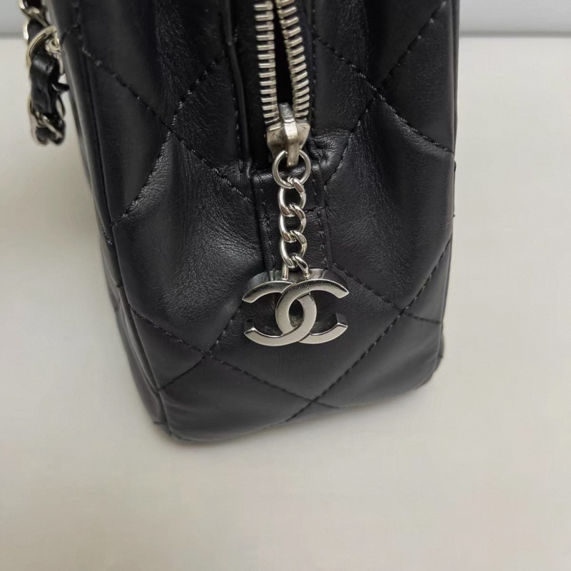 Chanel香奈兒 黑銀牛皮菱格單肩包-7