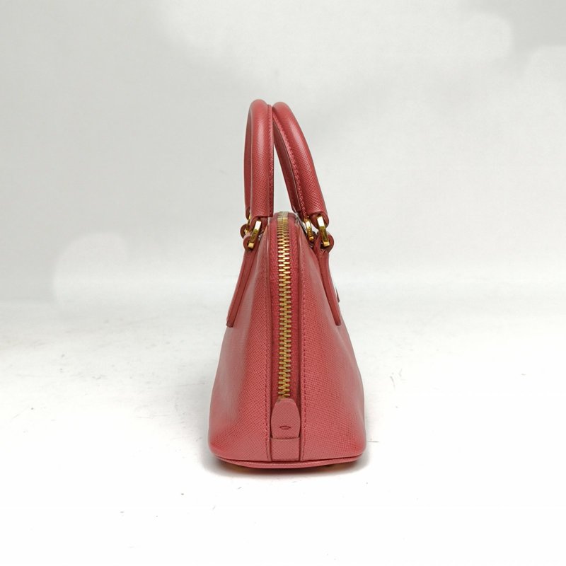 PRADA tophandle貝殼包Mini粉色牛皮肩背包-1