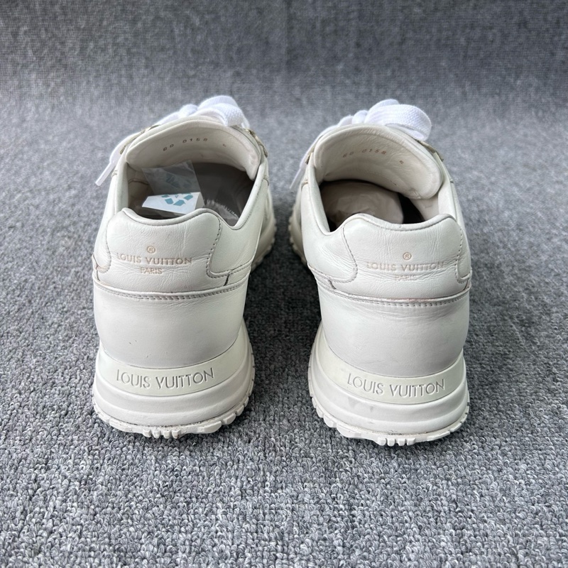 Louis Vuitton 路易威登 LV Runaway 休閒運動鞋 白色牛皮 尺碼：40碼 6碼 成色：98新-5