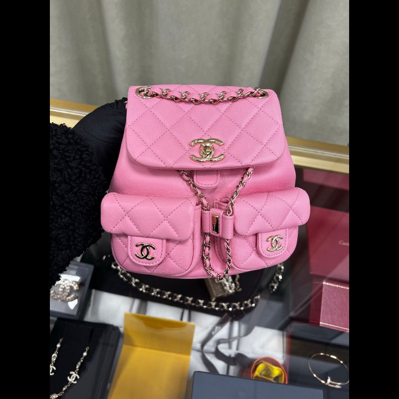 Chanel 23A Duma 
粉色牛皮-3