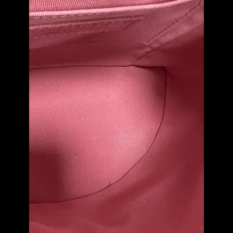 Chanel 23A Duma 
粉色牛皮-16