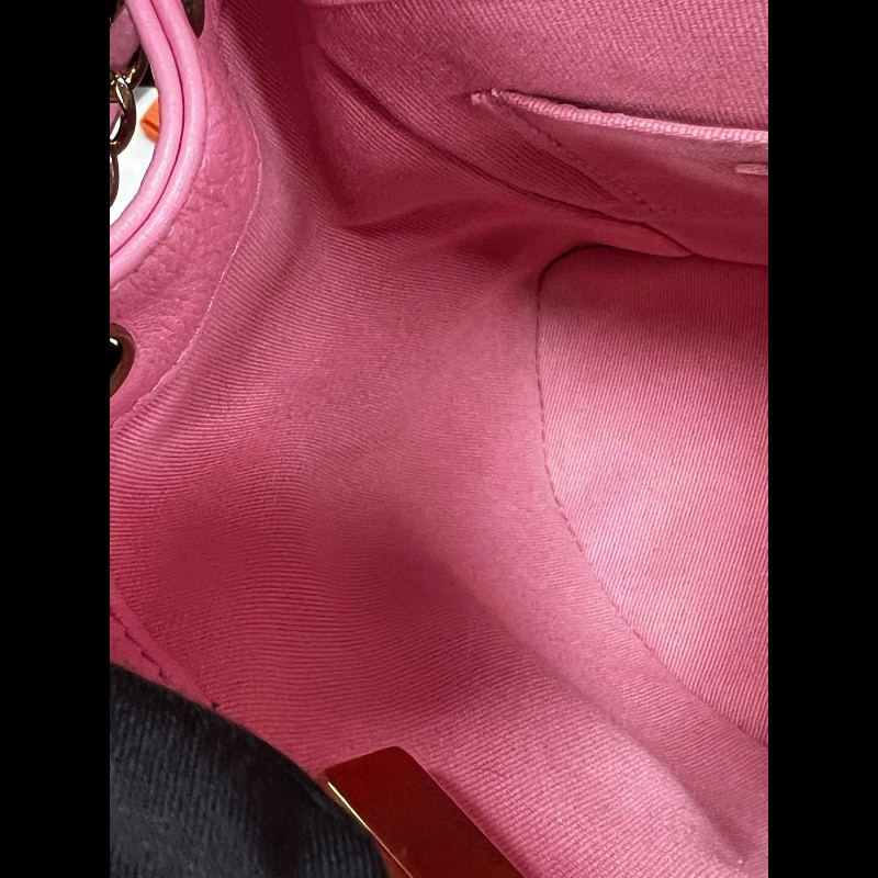 Chanel 23A Duma 
粉色牛皮-23