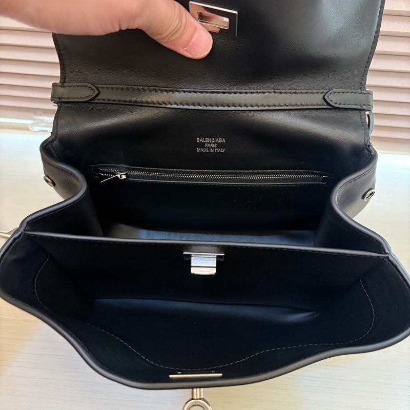 ✨ BALENCIAGA Rodeo 郵差包 小號｜黑色雙背帶男款 ✨-8