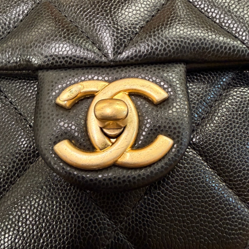 Chanel 黑荔枝金釦下蓋斜背包-8