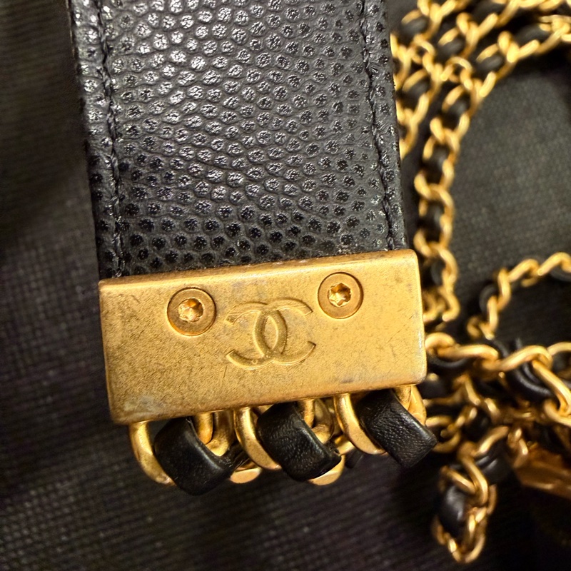 Chanel 黑荔枝金釦下蓋斜背包-19