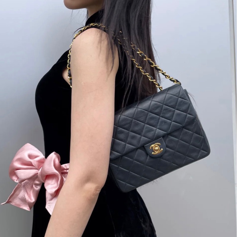 「JL精品代購」9新 Chanel 香奈兒黑金羊皮方胖-1