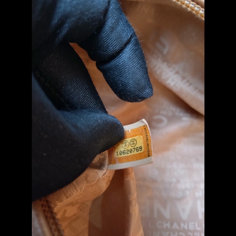 Chanel 古銅金軟皮革手提波士頓包-19