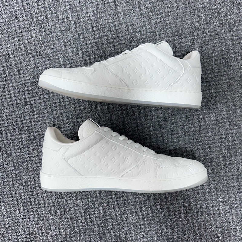 Louis Vuitton 路易威登 LV Rivoli 白色滿印logo 休閒鞋 尺碼：42.5碼 8.5碼 成色：97新-2