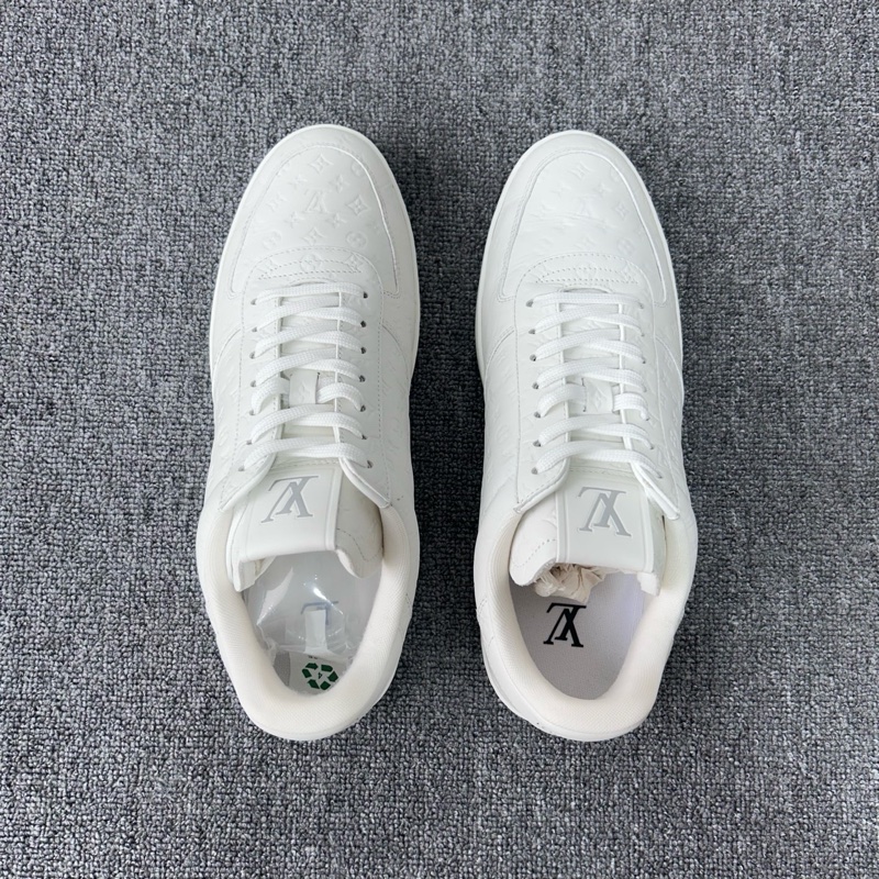 Louis Vuitton 路易威登 LV Rivoli 白色滿印logo 休閒鞋 尺碼：42.5碼 8.5碼 成色：97新-4