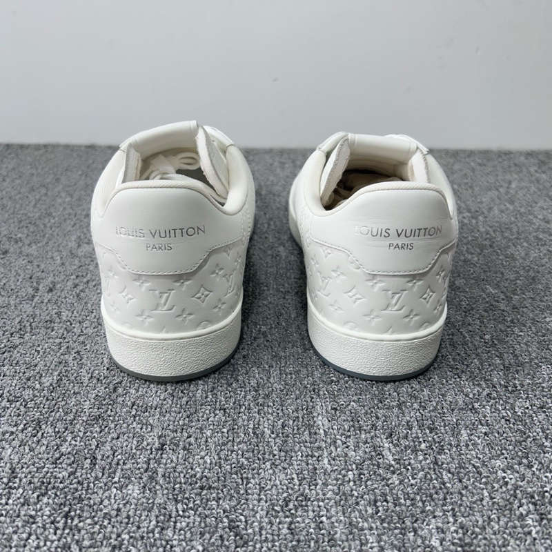 Louis Vuitton 路易威登 LV Rivoli 白色滿印logo 休閒鞋 尺碼：42.5碼 8.5碼 成色：97新-5